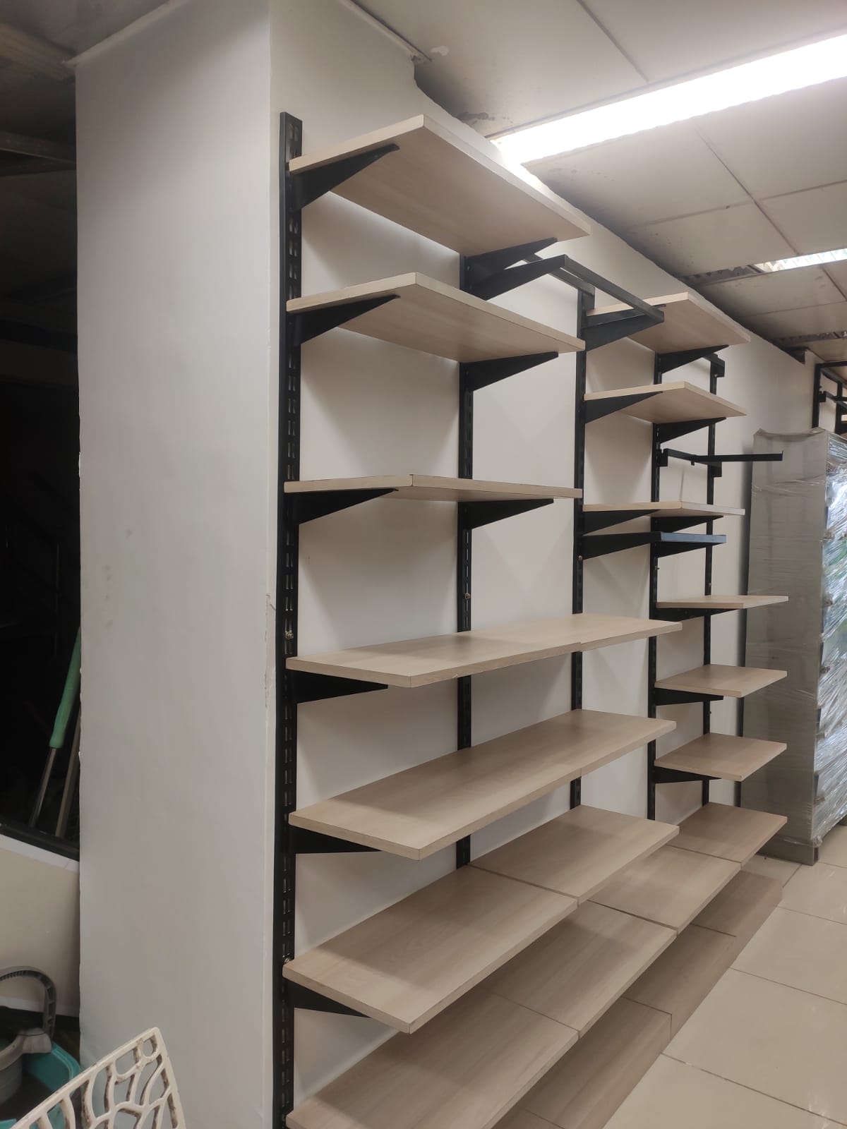 Modern Checkout Counter